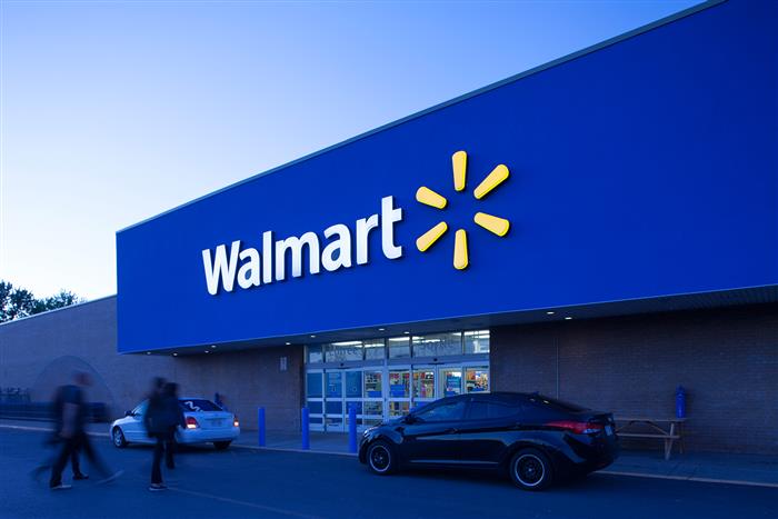 Walmart Offers Dollar a Day College Education