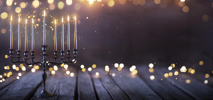 Adam Sandler undoubtedly paved the way in bringing the celebration of Hanukkah to the forefront of pop culture with his wildly famous “Hanukkah” song debut in 1994 on Saturday Night Live (did you know there is now a “Hanukkah” Part 4?). In the song, Sandler draws attention to famous Jews in mainstream culture. You may be wondering which celebrities are observing Hanukkah this year. Before we dive into Hollywood, let’s answer the question of why these “eight CRAZY nights” are celebrated by millions of Jewish people across the globe. 