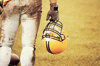 
    The NFL Super Bowl is right around the corner, and while you may be enjoying the highly entertaining commercials or half-time show, we’ve compiled a list of football scholarships for those of you who one day aspire to play in the Super Bowl. If you have a passion for the game and wish to play at the collegiate level and beyond, check out these award opportunities and get paid to play: 