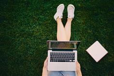 Back in September, a few colleges who had already adopted a test-optional policy for the current admissions cycle announced that they would be awarding merit scholarships without the need for applicants to submit test scores. Since then, more and more colleges and universities have quietly adopted test-optional merit aid policies to complement their currently test-optional admissions. 