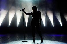 Students were pleasantly surprised to find a free-response question about pop star Taylor Swift on the May 3rd version of the AP US Government and Politics Exam. The question asked students to analyze the content of an Instagram post from Swift that encouraged young people to register to vote for the 2018 midterm elections, and to connect the post to a wider discussion on voter registration. 